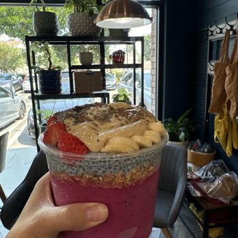 Island Bodega - The perfect lunch for this HOT day! - Acai Bowls Near Me - Cerritos, California