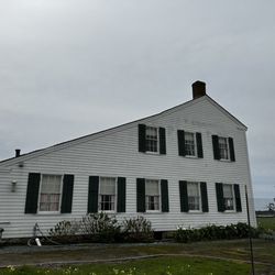 The James Johnston House - Example of a saltbox house