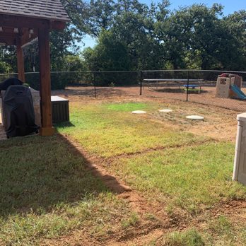 CB's Sprinklers - The right side of yard. - Irrigation Near Me - Fort Worth, Texas CB's Sprinklers - The right side of yard. - Irrigation Near Me - Fort Worth, Texas