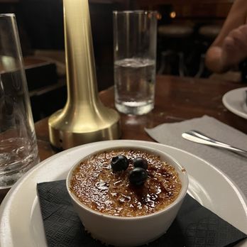 The Raymond 1886 - Dulce de leche creme brûlée - New American Near Me - Pasadena, California