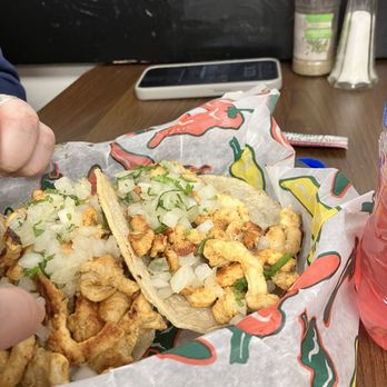 Boga Taco - Chicken tacos with onion and lettuce - Tacos Near Me - Washington, Pennsylvania