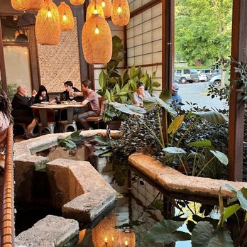 Khom Loi - Outdoor/indoor dinning - Thai Near Me - Sebastopol, California