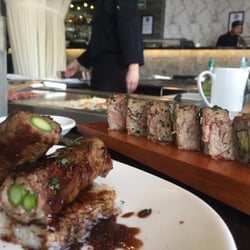 Sato - Rollitos de carne con esparragos