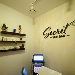 Secret Skin Bar - Treatment room