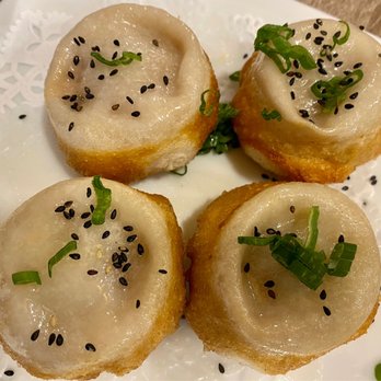 Dumpling Kitchen - A5. Shanghai-Style Pan-Fried Pork Buns (6) - Chinese Near Me - San Francisco, California