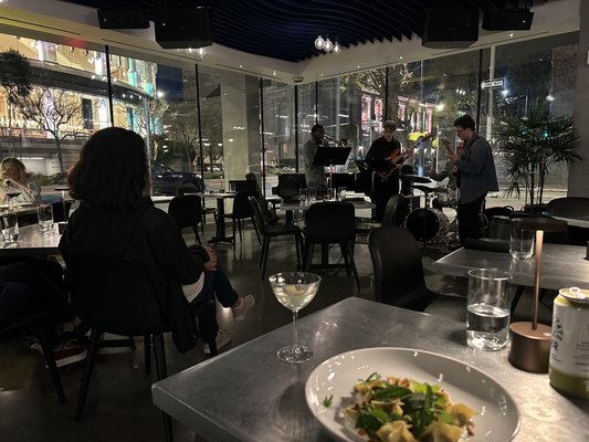 Uccello Lounge by null