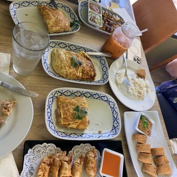 Mai Thai Kitchen - - Crab omelette; 10/10 - Fried Tofu; 8/10 - Dumpling; 10/10 - Thai Iced Tea; 9/10 - Thai Near Me - Newbury Park, California