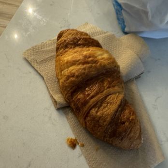 Moises Bakery - Hallandale - Croissant - Bakeries Near Me - Hallandale Beach, Florida Moises Bakery - Hallandale - Croissant - Bakeries Near Me - Hallandale Beach, Florida