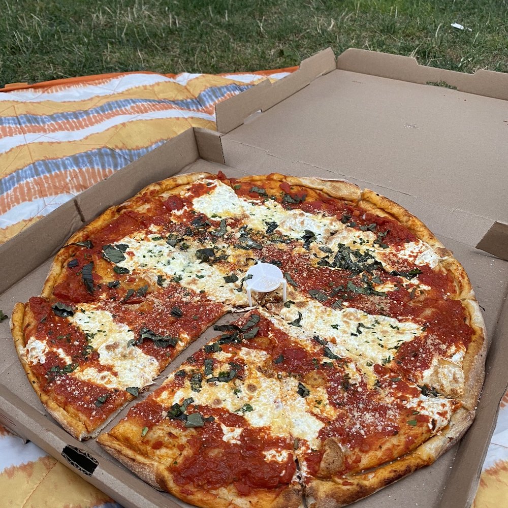 Margherita Pizza Pie Margherita Pizza Pie