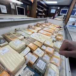 Dutch Country Treats - Cheese