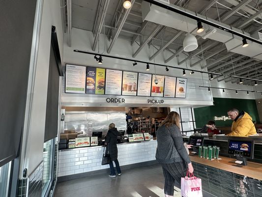 Shake Shack Alderwood by null