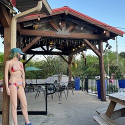 Crafter's Brew - Outdoor area