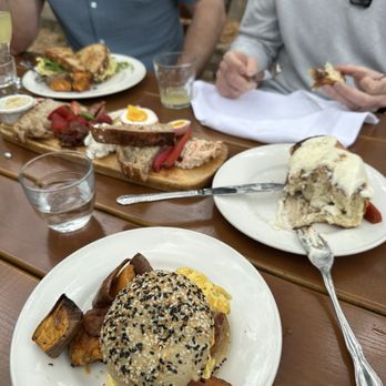 Fellows Cafe - Breakfast & Brunch Near Me - Roswell, Georgia