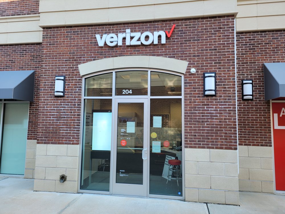 VERIZON Updated June 2024 200 Campus Town Ctr, Ewing, New Jersey