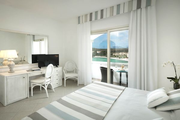 Gabbiano Azzurro Hotel & Suites by null