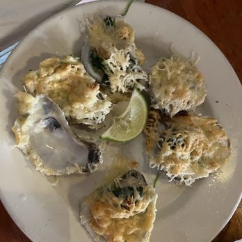 Pepe's Cafe & Steakhouse - Baked Oysters Florentine - Steakhouses Near Me - Key West, Florida Pepe's Cafe & Steakhouse - Baked Oysters Florentine - Steakhouses Near Me - Key West, Florida