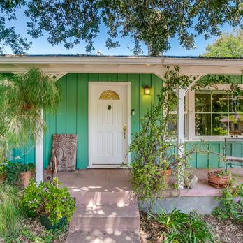 Gail Cooley - Village Properties - Real Estate Agents Near Me - Santa Barbara, California Gail Cooley - Village Properties - Real Estate Agents Near Me - Santa Barbara, California