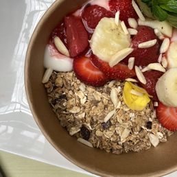 Açaí bowl Açaí bowl