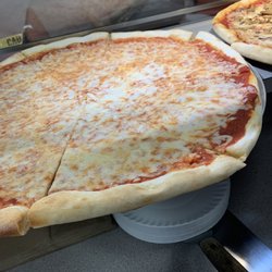 Brother's Pizza - Pizza by slice