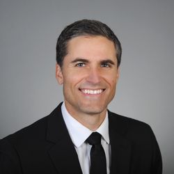 Leetone Photo Center - Business Portrait Photos for all your needs