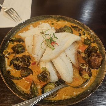 Praaw Thai - Sea bass yellow curry - Thai Near Me - Berkeley, California
