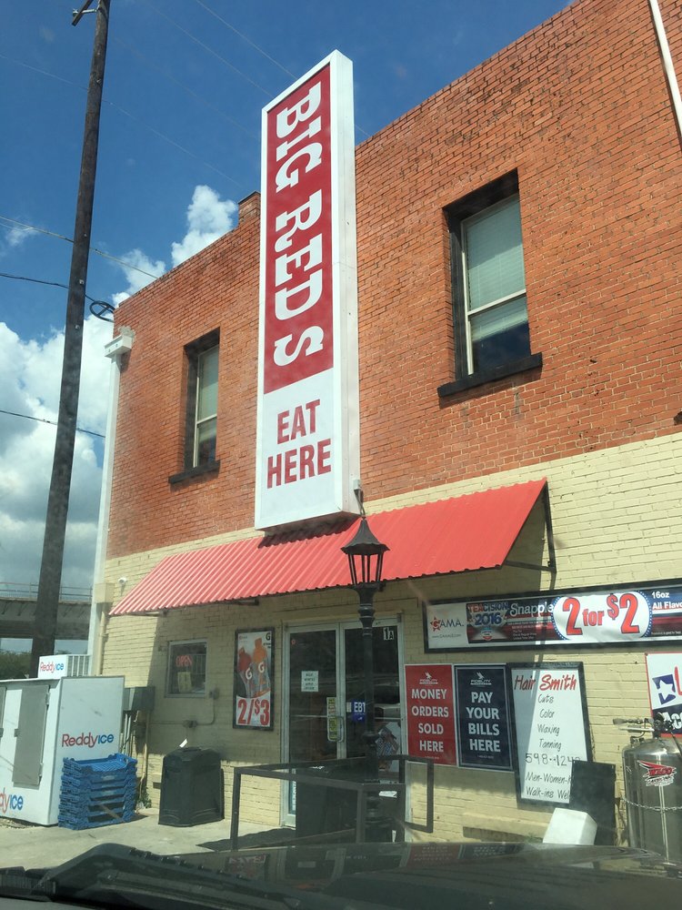 Big Red's Drive In Logo