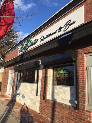 Lo Sano Restaurant & Bar by null