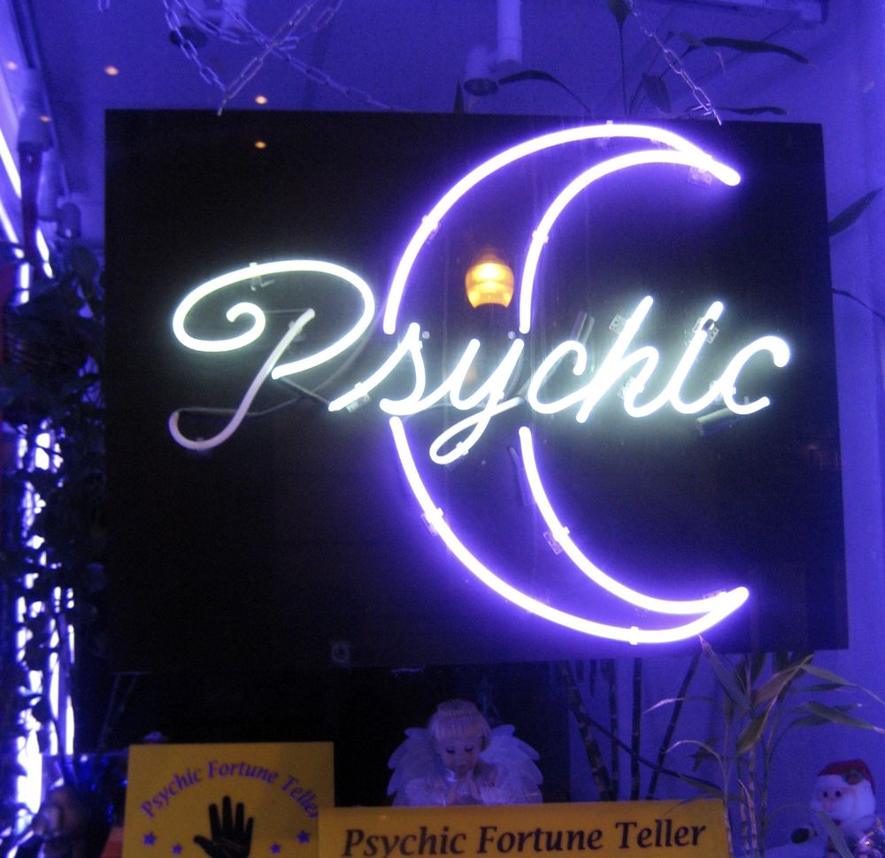 Psychic Victoria