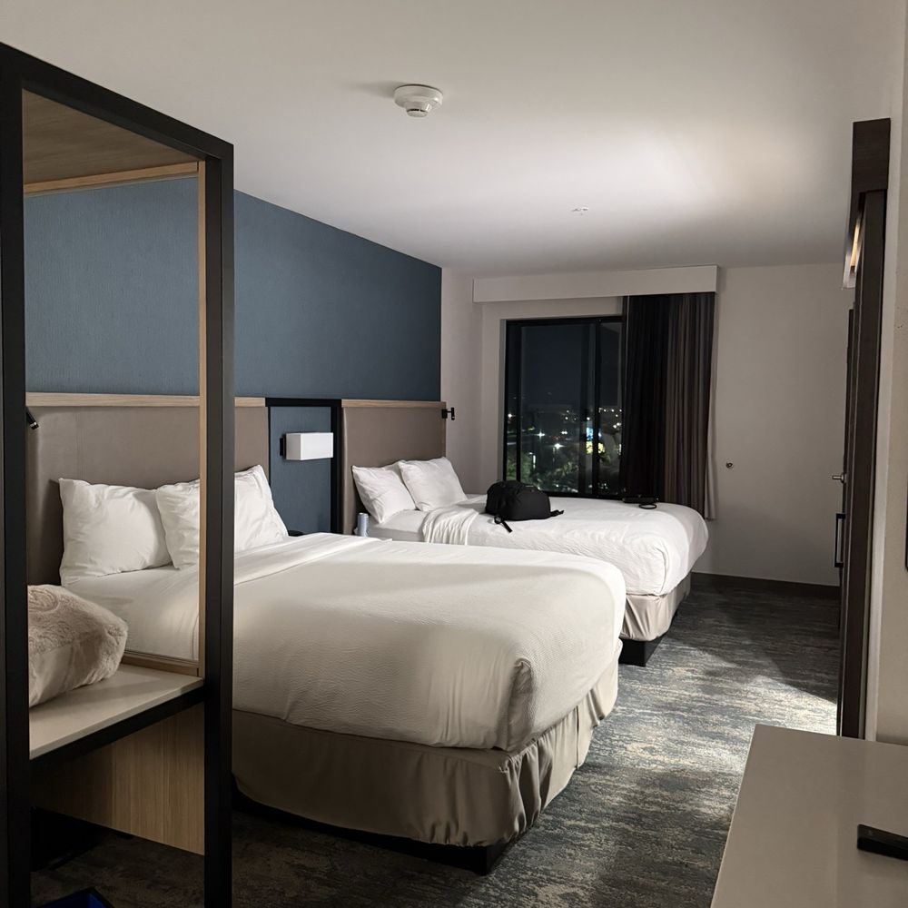 Best Hotel near Copper Hill Park in Santa Clarita, CA - Yelp