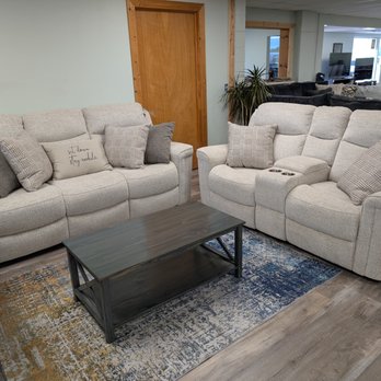 Maple Leaf Furniture - Furniture Stores Near Me - Carthage, Missouri Maple Leaf Furniture - Furniture Stores Near Me - Carthage, Missouri
