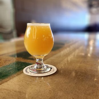 Sloop Brewing @ the Factory - Pineapple Juice - Breweries Near Me - Hopewell Junction, New York Sloop Brewing @ the Factory - Pineapple Juice - Breweries Near Me - Hopewell Junction, New York