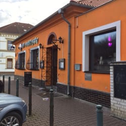 U velké Prahy - Front view