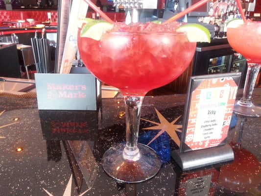 Kings Dining & Entertainment by null