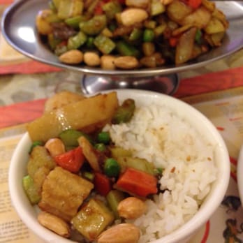 China Island - Shrimps with almonds and vegetables, very tasty - Chinese Near Me - Toronto, Ontario