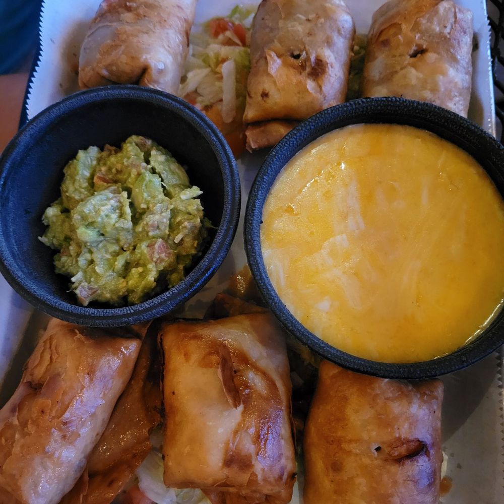 El Sur Restaurant - mini chimis - Mexican Near Me - Tucson, Arizona El Sur Restaurant - mini chimis - Mexican Near Me - Tucson, Arizona