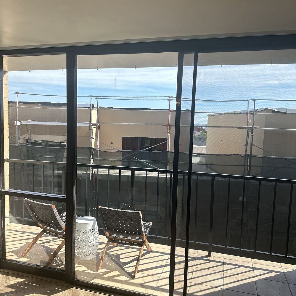 CoolVu - Costa Mesa - Patio windows with clear tint - Home Window Tinting Near Me - Costa Mesa, California