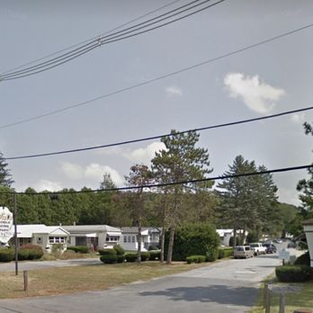 1. Val's Mobile Home Park