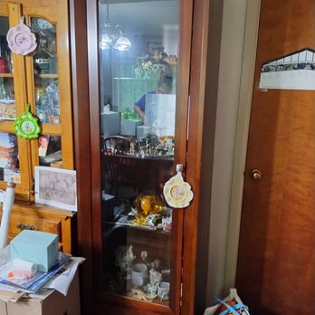 He-Hauls - Curio Cabinet - Movers Near Me