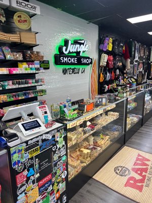 Jungle Smoke Shop, 2331 W Whittier Blvd, Montebello, CA 90640, US