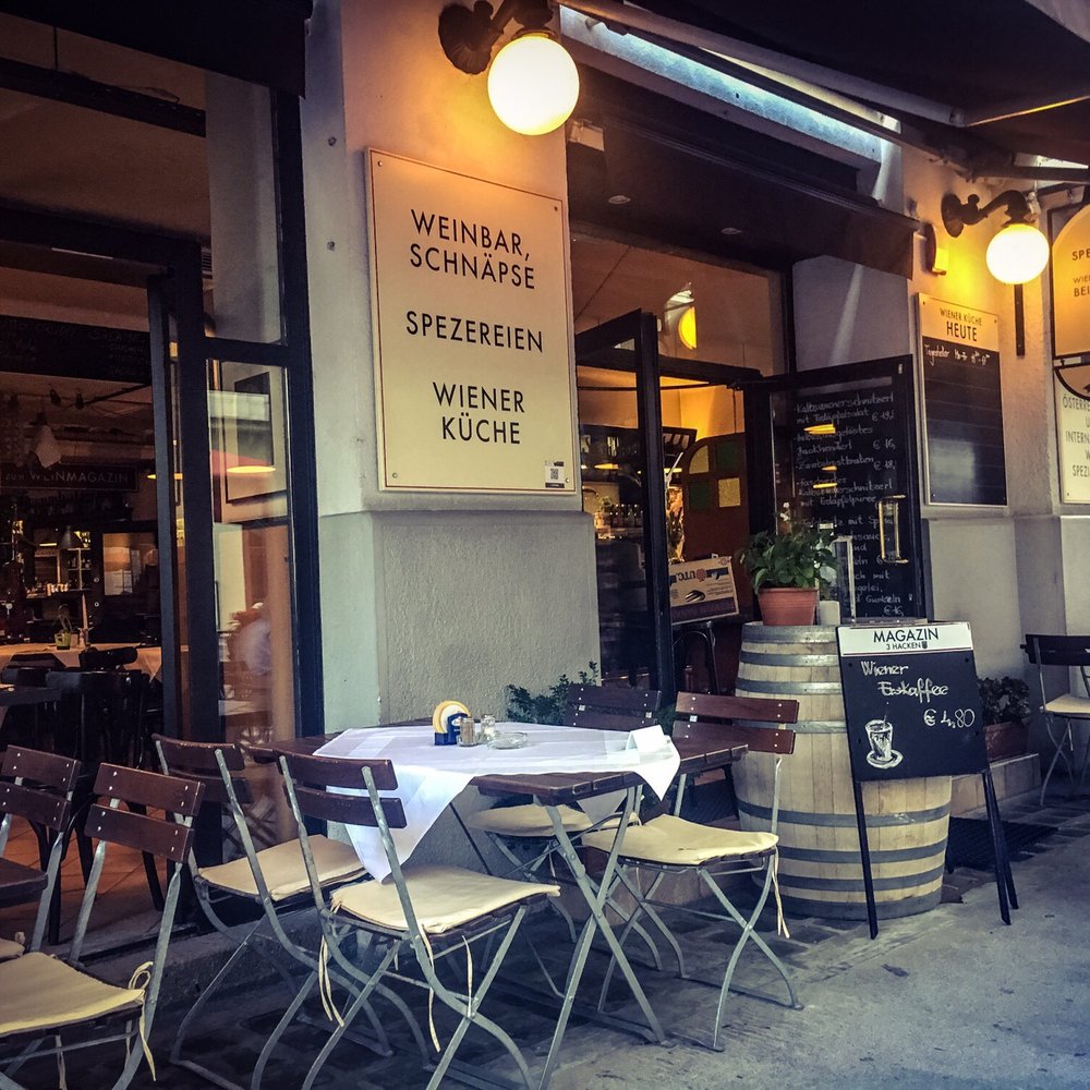 3 Hacken Magazin - The restaurant entrance. - Wineries Near Me - Vienna, 9