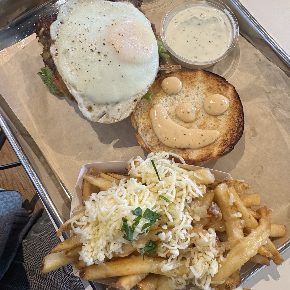 Super Duper Burgers - B.E.C - Burgers Near Me - Concord, California