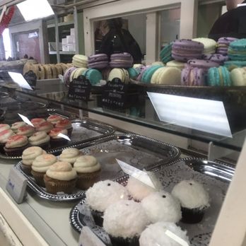 Pearl's Bake Shoppe - Bakeries Near Me - Richmond, Virginia Pearl's Bake Shoppe - Bakeries Near Me - Richmond, Virginia