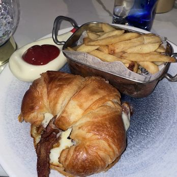 Sveta - New York Breakfast - Modern European Near Me - New York, New York Sveta - New York Breakfast - Modern European Near Me - New York, New York