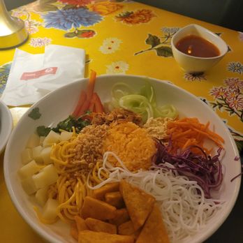 Top Burmese - Rainbow salad - Burmese Near Me - Portland, Oregon Top Burmese - Rainbow salad - Burmese Near Me - Portland, Oregon