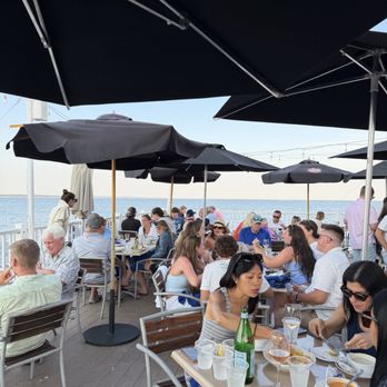 Coast Guard House - Seafood Near Me - Narragansett, Rhode Island