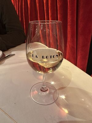 La Rotonde by null