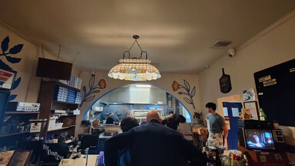 Wallflour Pizza by null