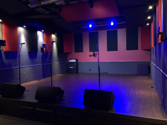 Snaggletooth Studios by null