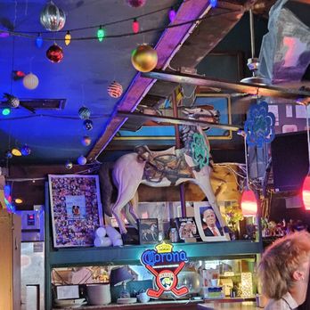 Stinger's Bar & Grill - Inside - American Near Me - Pompano Beach, Florida Stinger's Bar & Grill - Inside - American Near Me - Pompano Beach, Florida