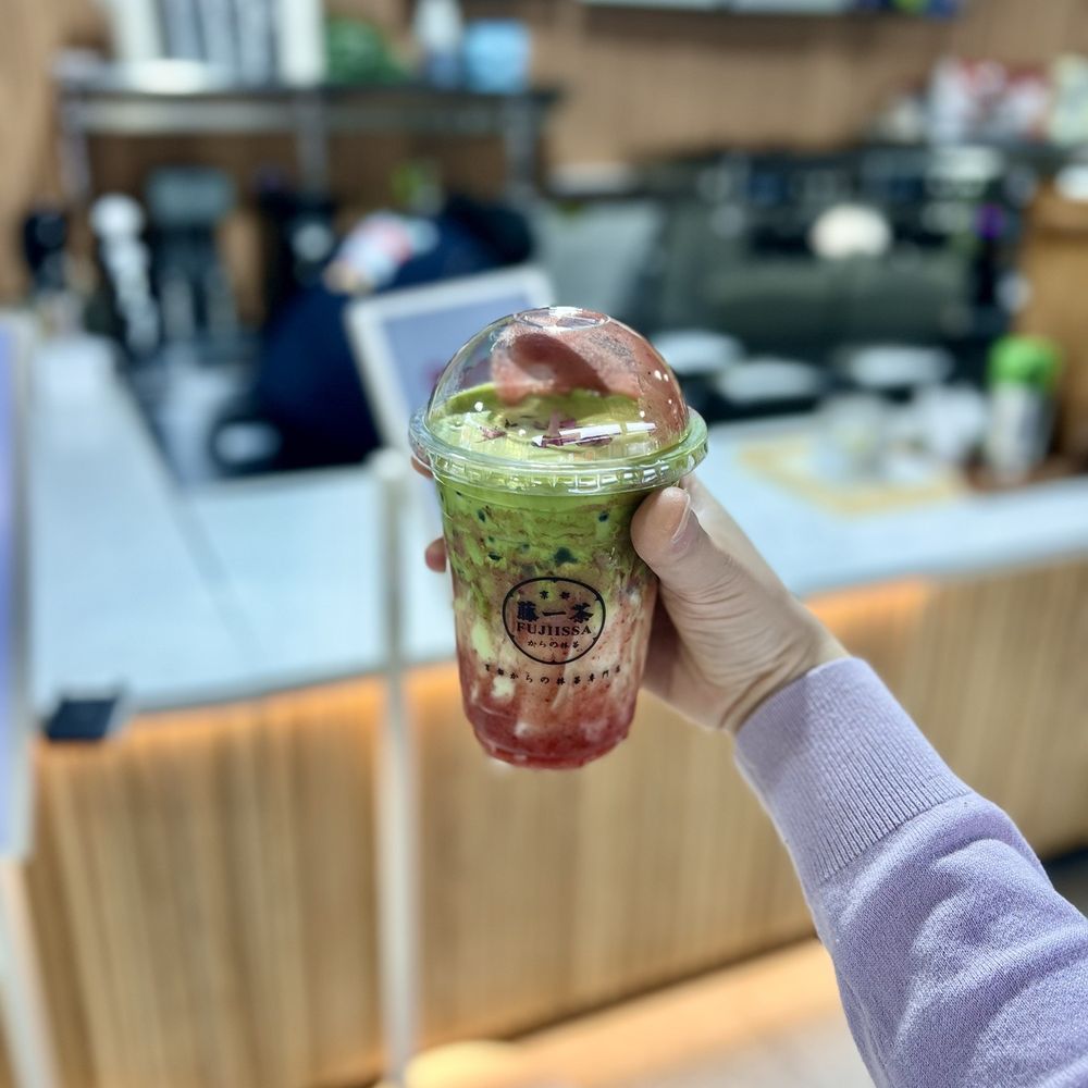 Fujiissa - strawberry matcha - Japanese Near Me - Brooklyn, New York